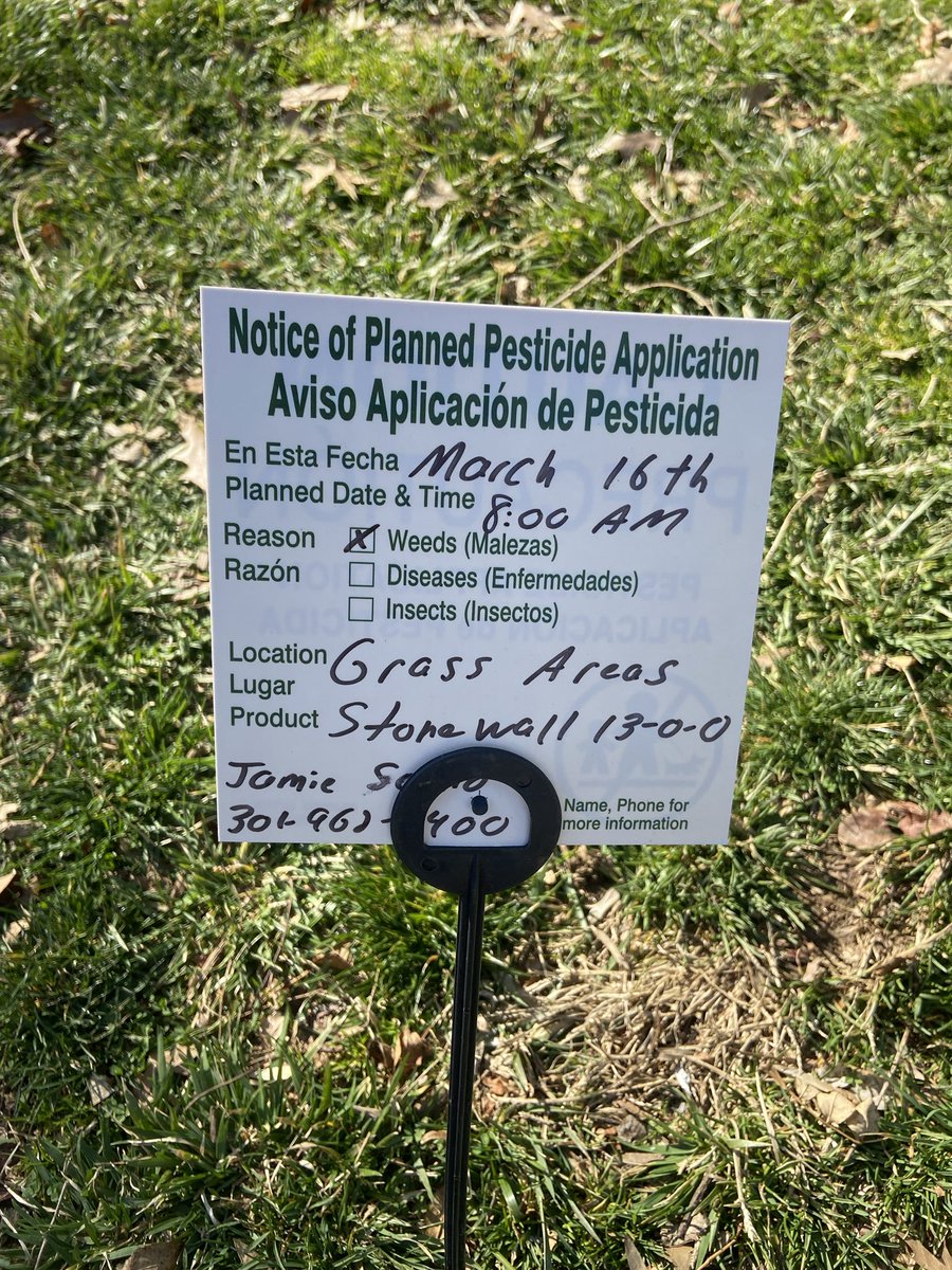 Victoriantaddeo's tweet photo. Posted all over #BrooksideGardens today. When will ⁦@MontgomeryParks⁩ stop exposing kids &amp; pollinators to toxic pesticides? If residents have to follow the #HealthyLawnsAct, so should our tax payer funded parks ⁦@MoCoCouncilMD⁩ ⁦@EvanMGlass⁩ ⁦@CmHucker⁩ https://t.co/ezUiS3tmOI
