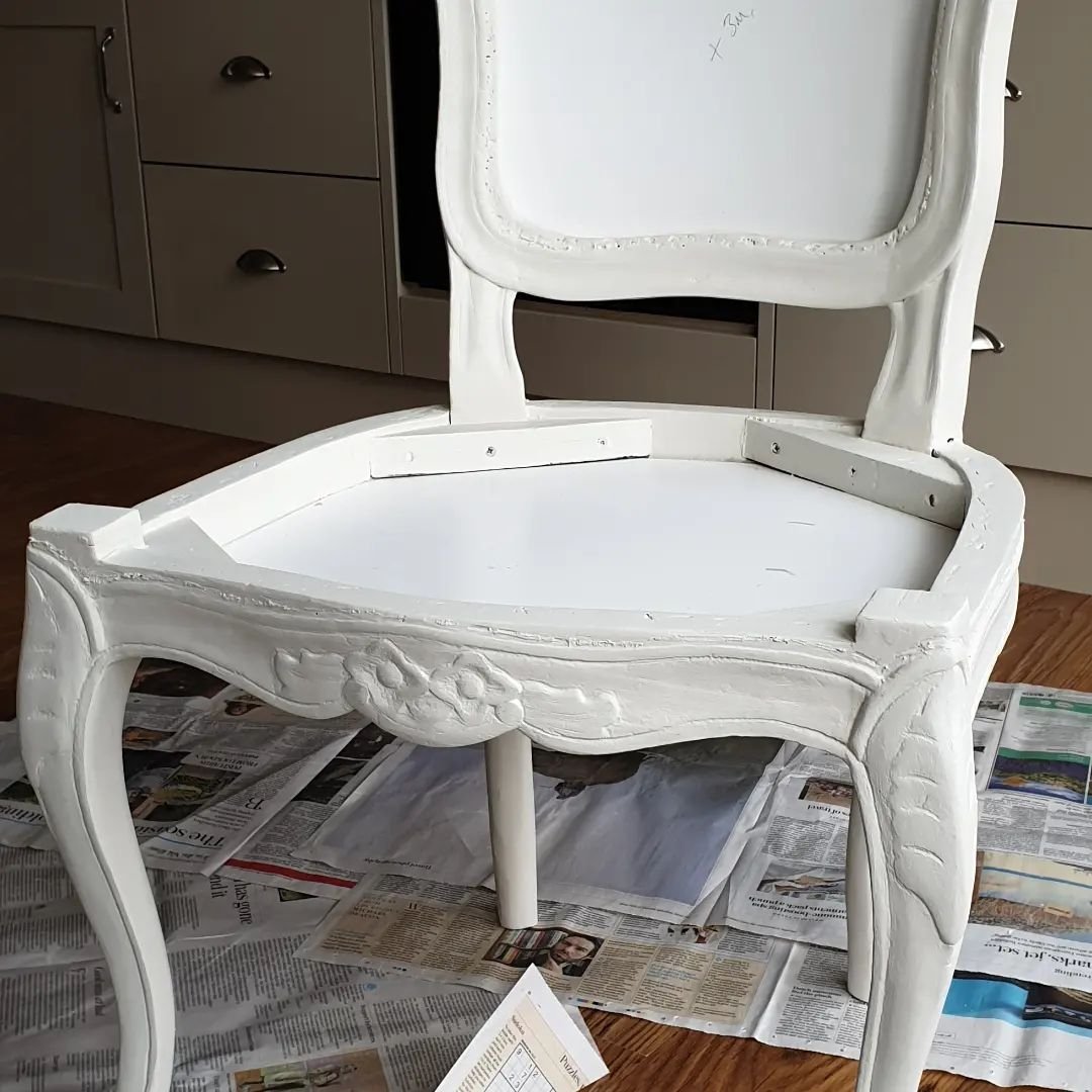 3 coats of paint &amp; a bare canvas ready to #upholster. Designed &amp; printed her own fabric #chair Watch this space #creativedesign #interiordesign #astound22 #leekschoolart