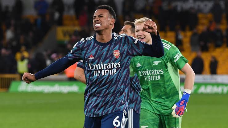 FrederickLinn4's tweet photo. Gunners, like this. Let's follow each other🅰️✔️

#ARSLIV #arsenal #Gunners #COYG #ramsdale #Gabriel #partey  #ESR https://t.co/xwAeGKoLf8