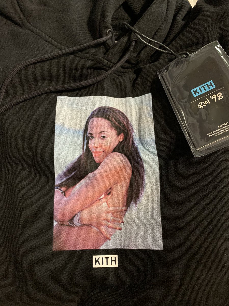 EO85Dub's tweet photo. #MailCall #KithMondayProgram #Aaliyah https://t.co/VCO8UgPcOA