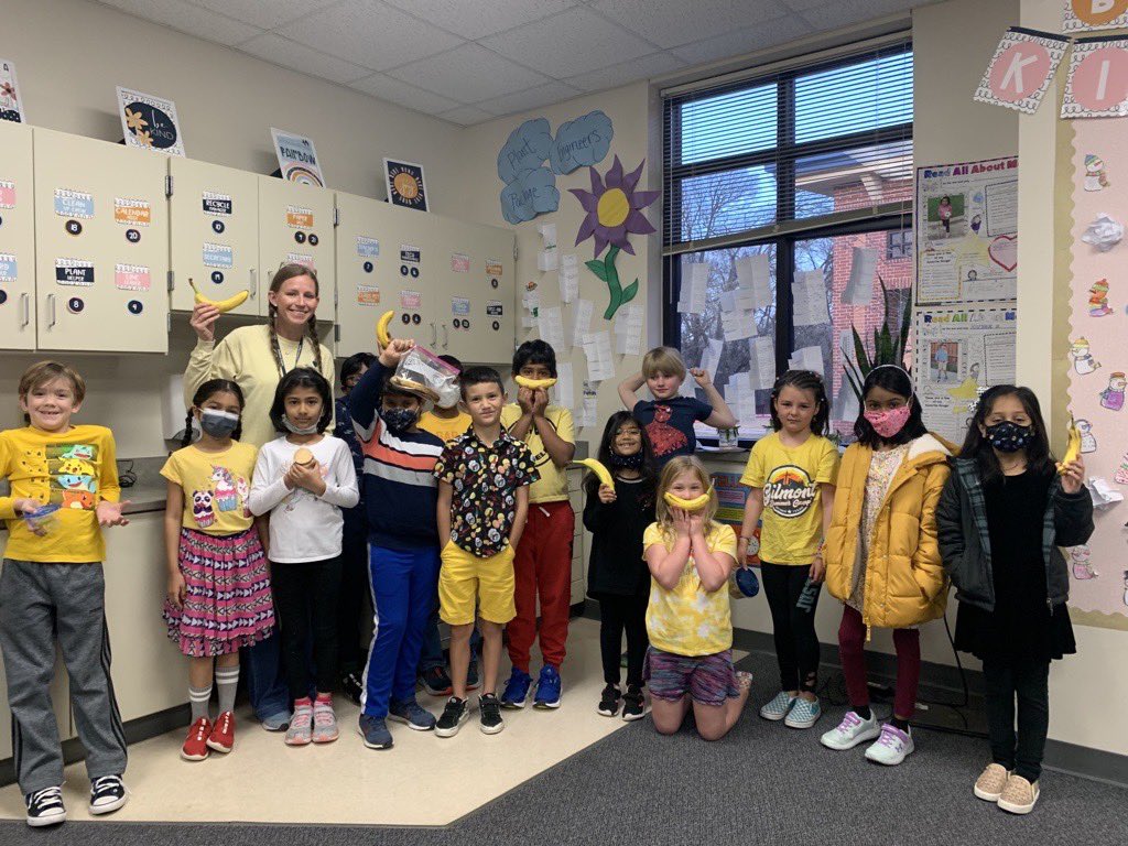 AndrewsEagles's tweet image. 🍌🍋 Day ✌🏻• Pack &amp;amp; Wear YELLOW 🌽🍍
#PISDDedicatedtoCaring #packweek