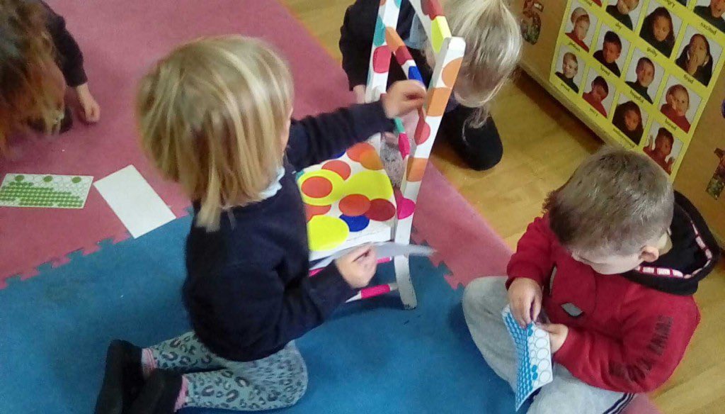 RipeNursery's tweet photo. We had a lovely visit from Jess who introduced Wise Owls to the work of Yayoi Kusama. Jess showed the children how to create their own dot pumpkins &amp; a fantastic dot chair, our very own ‘installation’ ! Thank you Jess! #youngartists #inspiration #sussexnursery #yayoikasuma https://t.co/HTW9oOPY7U