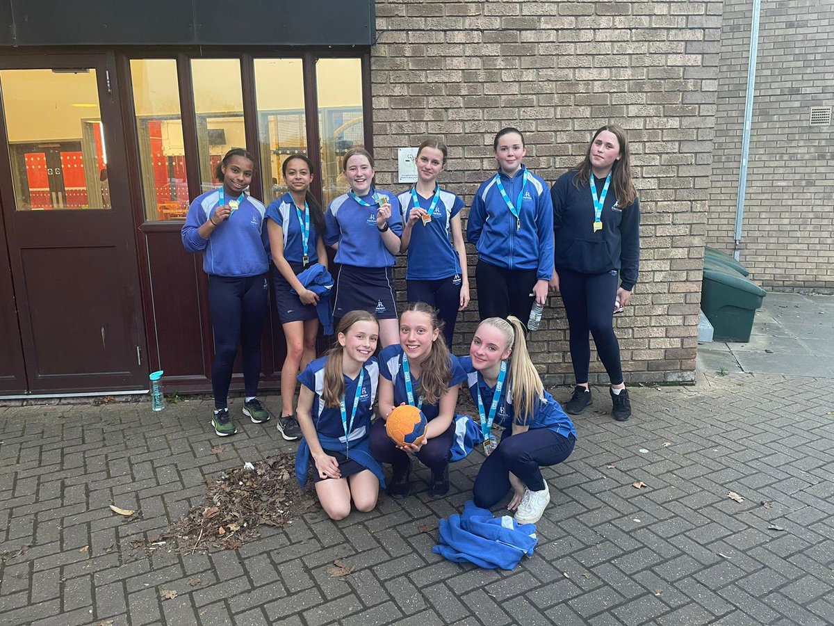 Well done to the Y8 girls Handball team for winning the county handball competition 🥇Thanks to <a href="/BedsSchoolGames/">(Beds) School Games</a> for a great competition #LetsGoHenlow