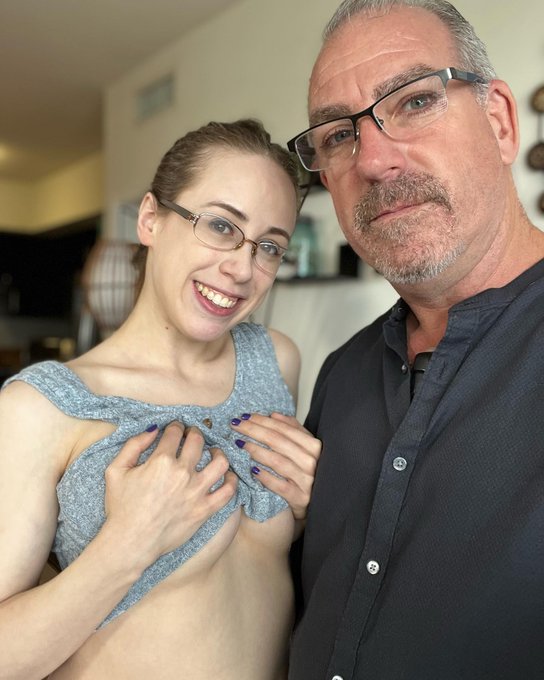 I beat you to it Hudson. You slept through most of this shoot, thankfully. #snoozeyoulose #jackiehoff<a href="/tag/snoozeyoulose"class="tags"><span>#snoozeyoulose</span></a><a href="/tag/jackiehoff"class="tags"><span>#jackiehoff</span></a>