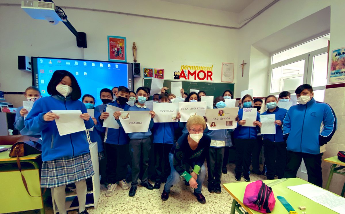 LaGoletaColegio's tweet photo. #IgualdadDeGenero 💜
Damos las gracias a @malaga y @Malagaconvive por la interesante actividad realizada por nuestros alumnos de #primariaGoleta sobre Igualdad de Género y escritoras de literatura fantástica 🧙🏻♀️
#somosEscuelaVicenciana💙 https://t.co/mZmEIU2bSD