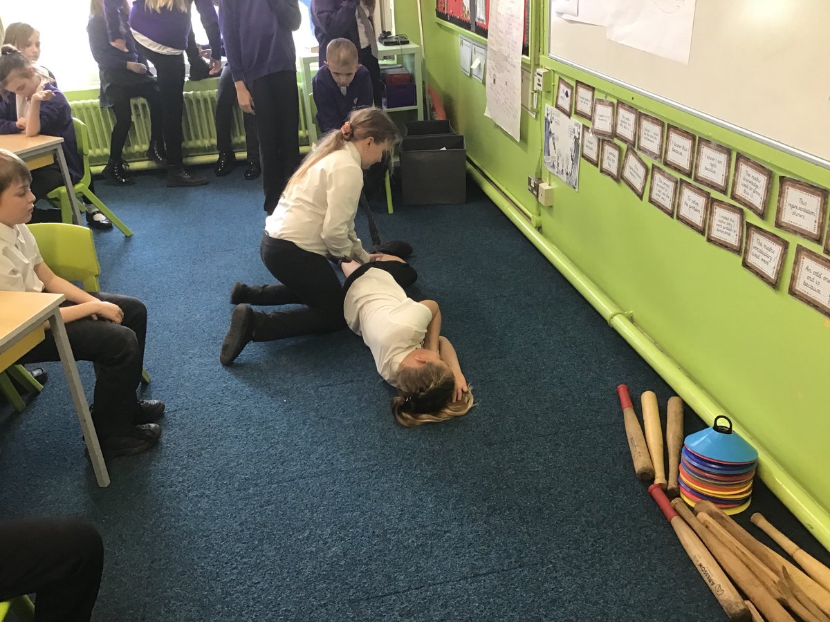 MissRDodd's tweet photo. As part of our Jigsaw lessons, we learnt how to put someone into the recovery position. @JigsawPSHE Super impressed with everyone’s attitude this afternoon. 👏 https://t.co/iMEqxOlqrZ