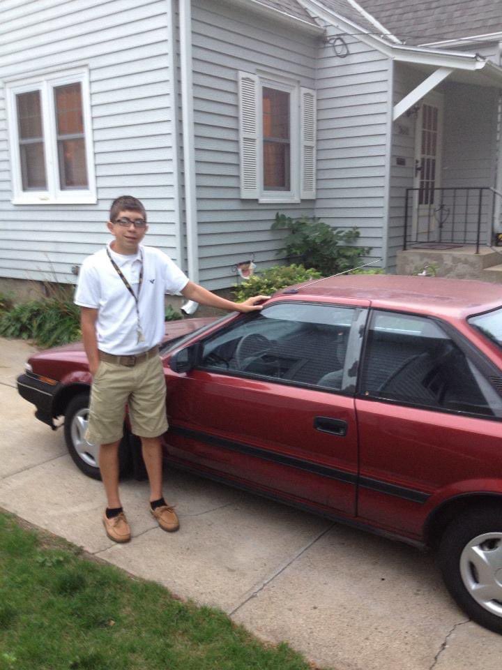 ChoquetteJon's tweet photo. 1998 Toyota Corolla\ 2014 Ford F-150 https://t.co/FEMp2v60mV