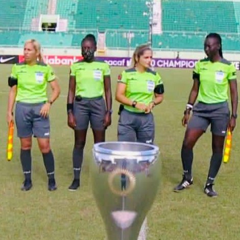 ComArbFutCuba's tweet photo. Buena actuación de @IvettSantiago88 en la final del Sub-20 femenino en #Dominicana y merece la medalla de Oro al buen trabajo. https://t.co/hvhaf5Demn