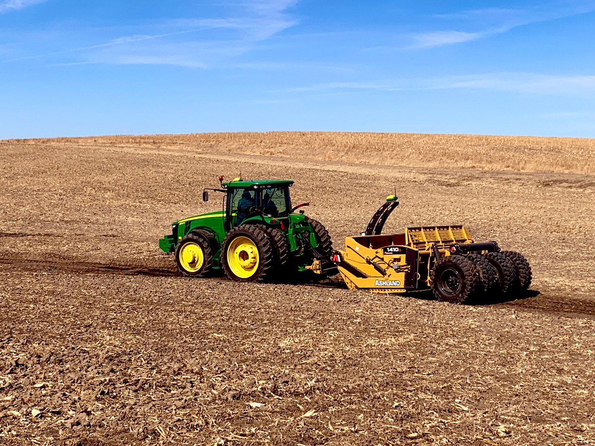 CPeterson1985's tweet photo. 65 degrees and prepping for #Plant22 begins. #iGrade #AshlandIndustries https://t.co/8xNk8dDuUy