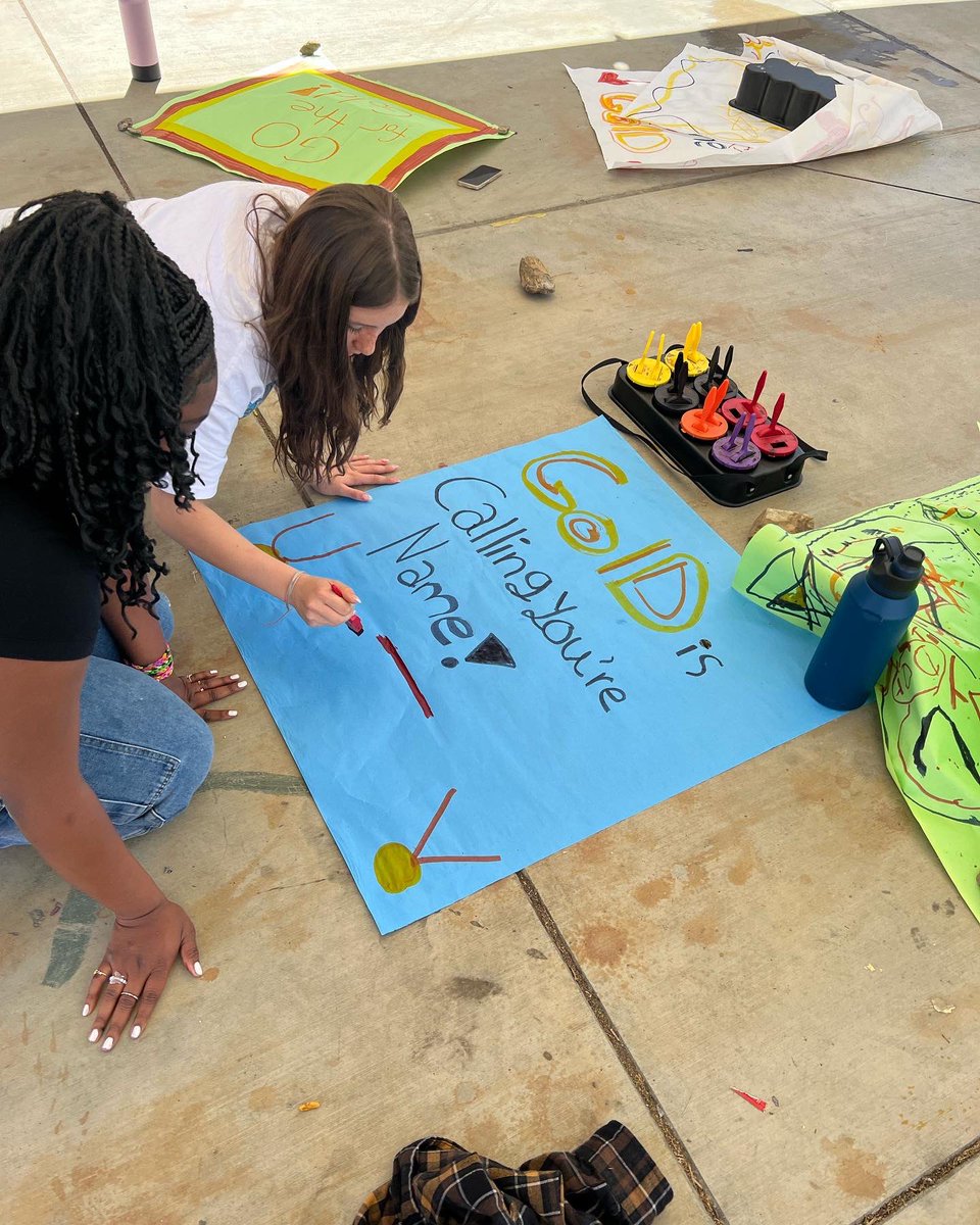 DMMSASB's tweet photo. ASB’s Sidekicks making posters to send off our Superheroes on Friday when they head to the Unity Games. #inclusion #wearebettertogether #dmmscares #dmmsspirit #coltstrong #dmmsstrong https://t.co/xkmndiMNhy