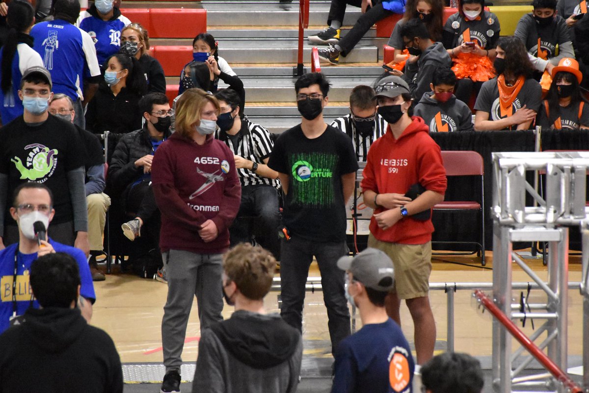 Thank you to our brilliant alliance partners ⁦⁦<a href="/NewtonRobotics/">Newton Robotics</a>⁩ ⁦⁦⁦<a href="/Ironmen4653/">Ironmen Robotics</a>
We had a blast working with you both!