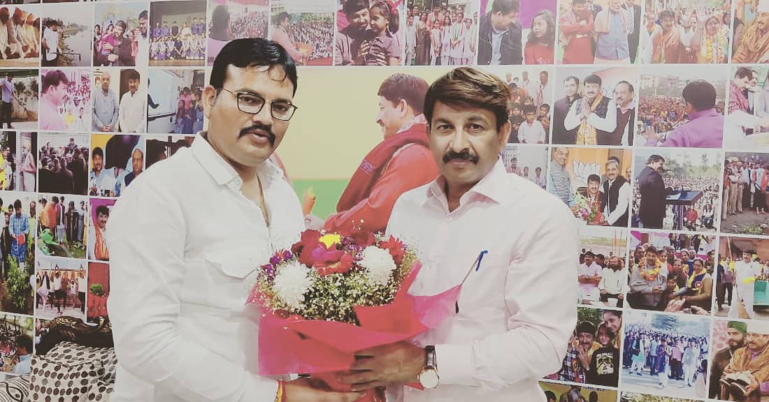 nishanktripath1's tweet image. नई दिल्ली में प्रसिद्ध गायक, सुपर स्टार व मा० सांसद मनोज तिवारी जी से शिष्टाचार भेंट कर उत्तर प्रदेश में प्रचंड जीत की बधाई दिया व स्नेह आशीर्वाद प्राप्त किया।

@ManojTiwariMP
@subhashbjpbrh
@BJP4UP
@bjpdelhipardesh @BJP4UP8