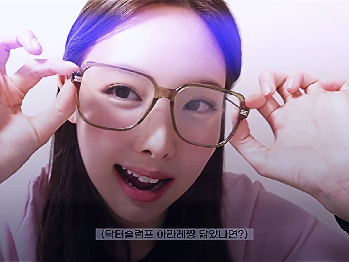 dahyunsnm's tweet photo. Miss Nayeon pakikalma po😩
#NAYEON
#NAYEONlog
#TWICE https://t.co/PW5iH19DG7