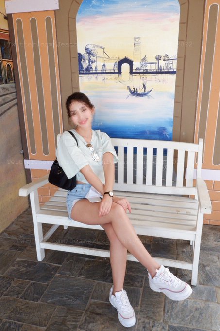 Watch Happy_Time69💋's leaked NSFW photo on TwXstars