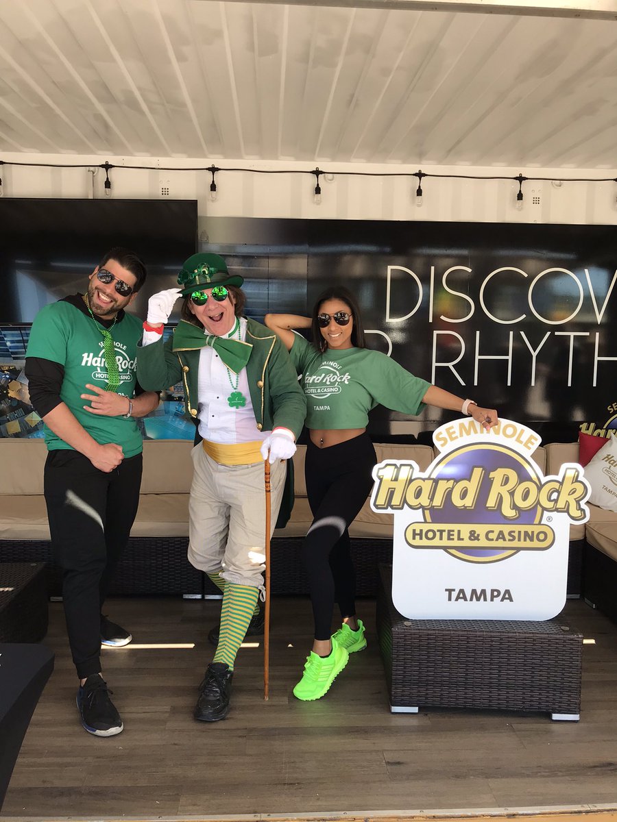 RobbieSoteras's tweet photo. River O’ Green. Great event! Fun experience. Green everywhere :) thank you Hard Rock @SHRTAmbassadors https://t.co/IVuFqxeQmF