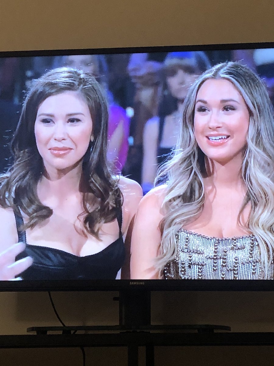 The end we not only needed, but the one we DESSSERRVVEEDDD #TheBachelor