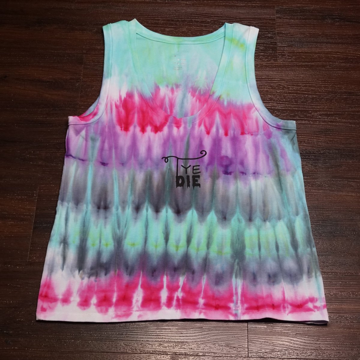 PrettyBakedBakr's tweet photo. I LOOOOVE how this one came out! Reminds me of a watercolor picture!
https://t.co/6A9vu0t1Lv
#tyedie #tiedye #smallbusinessowners #bossbabe https://t.co/Mg7iGUbqSM