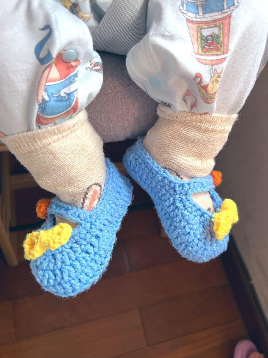 chen_haiyu's tweet photo. 手作りのベビーシューズ🎀 https://t.co/yDm95ZyoPt