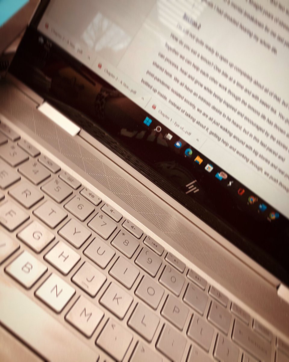 AlexisCauthen1's tweet photo. Currently scripting Episode 1 of “Life with Lemons” 🍋 podcast. Hope to have it completed by the end of the week! Stay tuned!! #lifewithlemons #Podcast #Blog #writersofinstagram #authorsofinstagram #AuthorLife https://t.co/Aemzp20Clu
