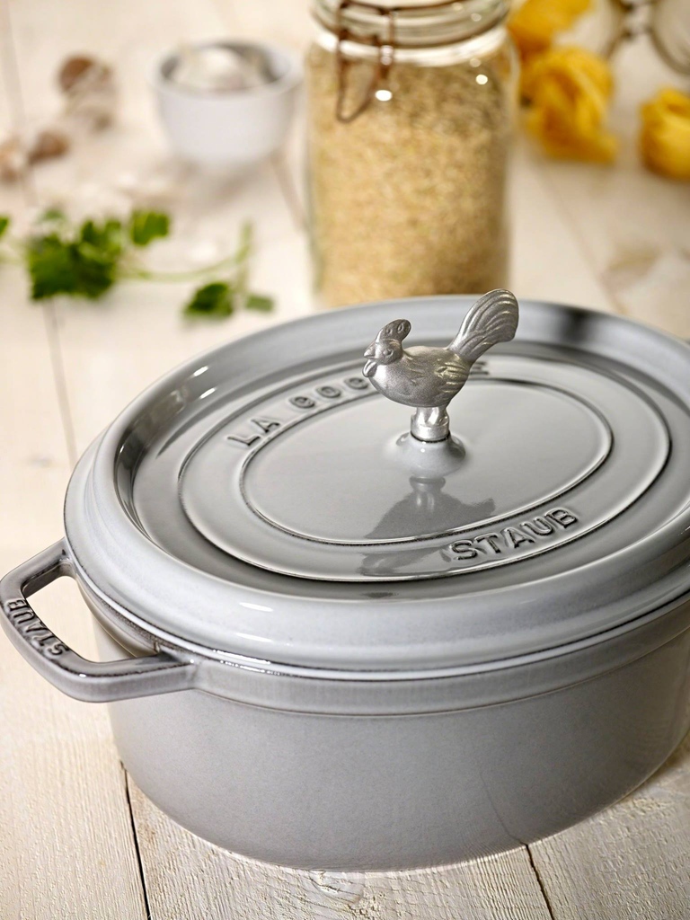 LocalRoot221's tweet image. Coq Au Vin is the perfect recipe for cold, rainy days 🌧️ the Staub 5.75-Quart Coq Au Vin Cocotte makes it easy to brown bacon, onions, and mushrooms, and braise the chicken all in one pot.

Shop the Coq Au Vin Cocotte: l8r.it/RDLO
.
.
.
#localroot #staub #frenchmade