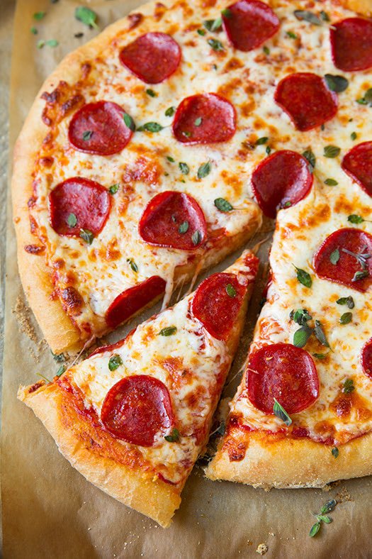 DanielB47539096's tweet photo. Pep, pep, pepperoni pizzas are 50% off all day https://t.co/qjM6RLbVeg