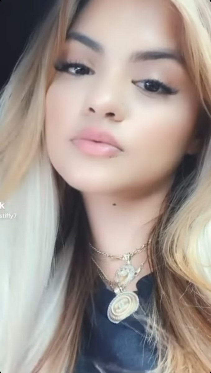 Tiffy on Twitter: "Do you like my body only or my face too? ️🍑…