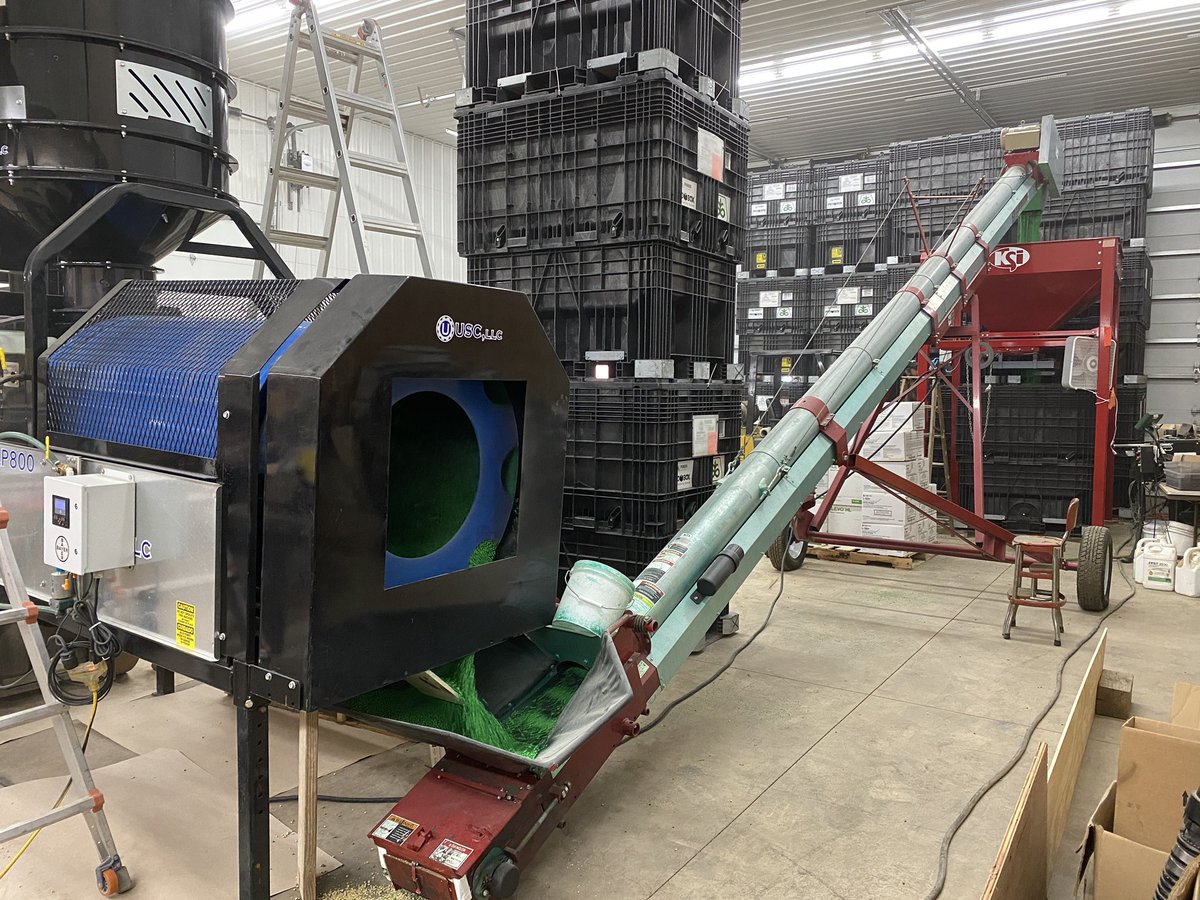 I LOVE the value that automation brings when treating seed.  However, sometimes, simple works just as good.  Brad Sauder and crew always do such a great job.  And those amazing burgers…a tradition 12 years running!  Thank you guys!