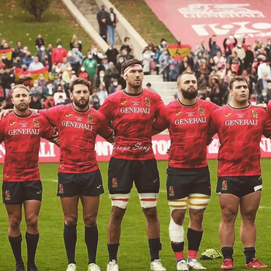 clubargentinobb's tweet photo. Felicitaciones @fetacasteglioni! 
Gracias por dejar el nombre del club bien alto! 
Estamos orgullosos de tu carrera, tu sacrificio y tu humildad.
Un abrazo enorme y nos vemos en el mundial @France2023 🇫🇷🏉
#VamosAzul 🦅💙♥️🏉 https://t.co/54ZWZBkJpa