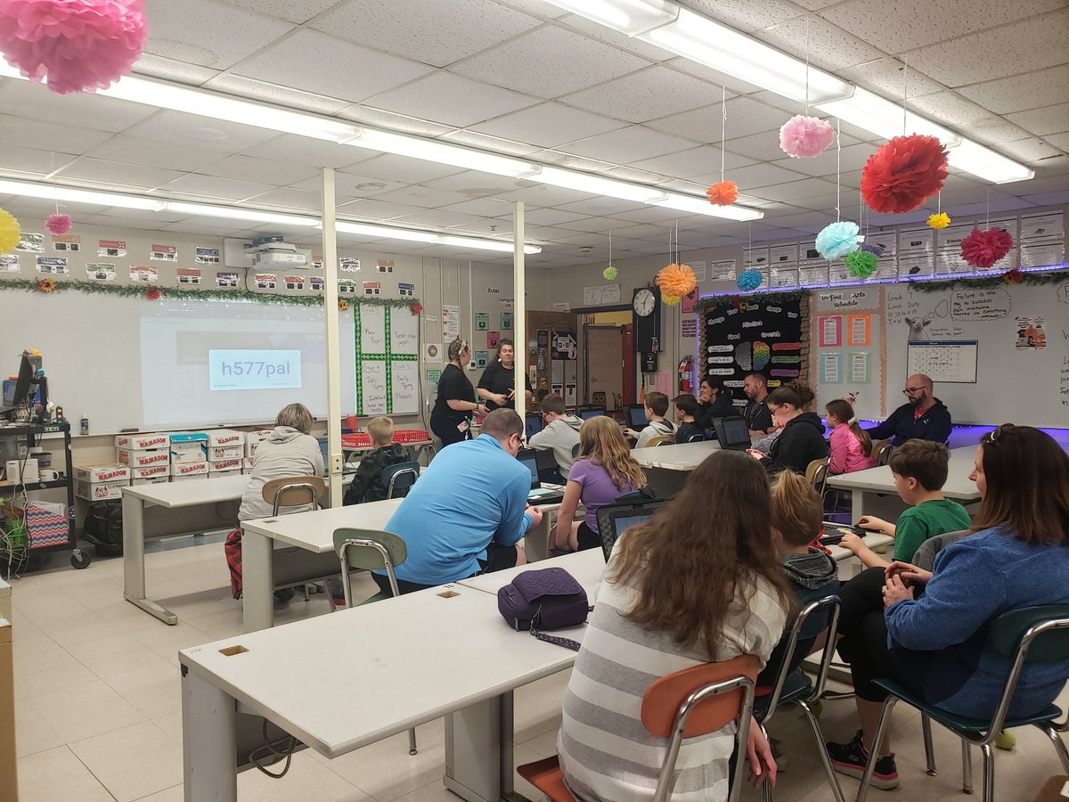 UxbHSPrincipal's tweet image. Hey, @ASA_Impact and @Mass_STEMHub, I am at a 3D printing and "you're a designer" workshop for grade 3 students transitioning to @UxbWhitin from @TuffyTigers! @SpartanStem is in great shape! #spartanpride