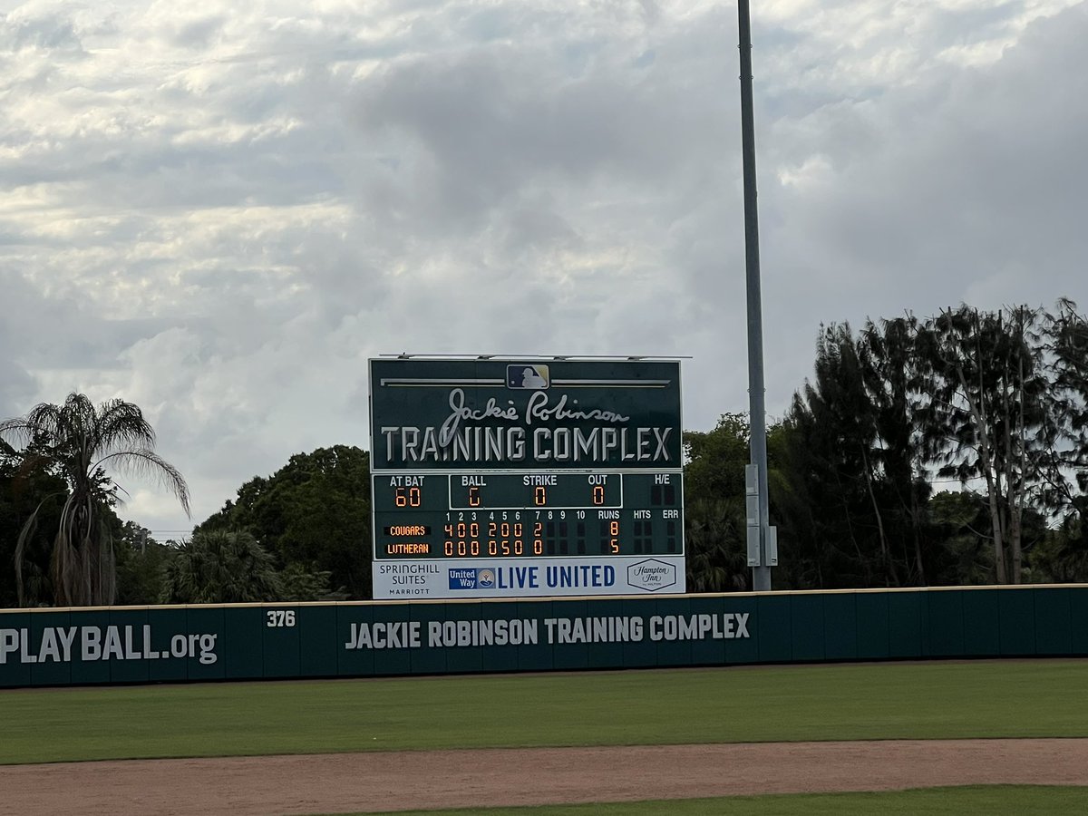 CTHS_Baseball's tweet photo. Game 2 in the books! CT 8 vs Lutheran 5! https://t.co/DDSunUo0WD