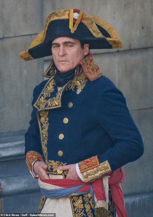 RealmReviews's tweet photo. Sir Ridley reunited with Joaquin once again for a napoleonic epic… what could possibly go wrong? #Napoleon #ridleyscott #history #epic #drama https://t.co/j6Polq1zgN