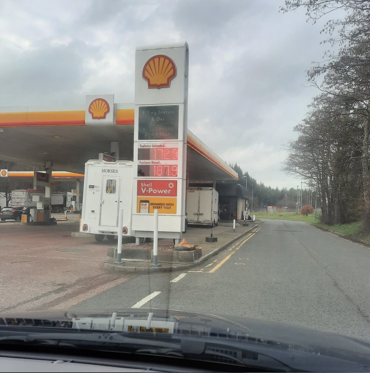 Big_stevied1000's tweet photo. This is why I'm boycotting Shell. 
#boycottshelloil https://t.co/VdlyvSGZvo