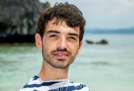 Benjamin le Jour 1 : "Je pense que personne n'est plus prêt que moi stratégiquement"

Encore Benjamin : Vote tout seul contre Alexandra et sort sur un tirage au sort

#KohLanta #KohLanta2022