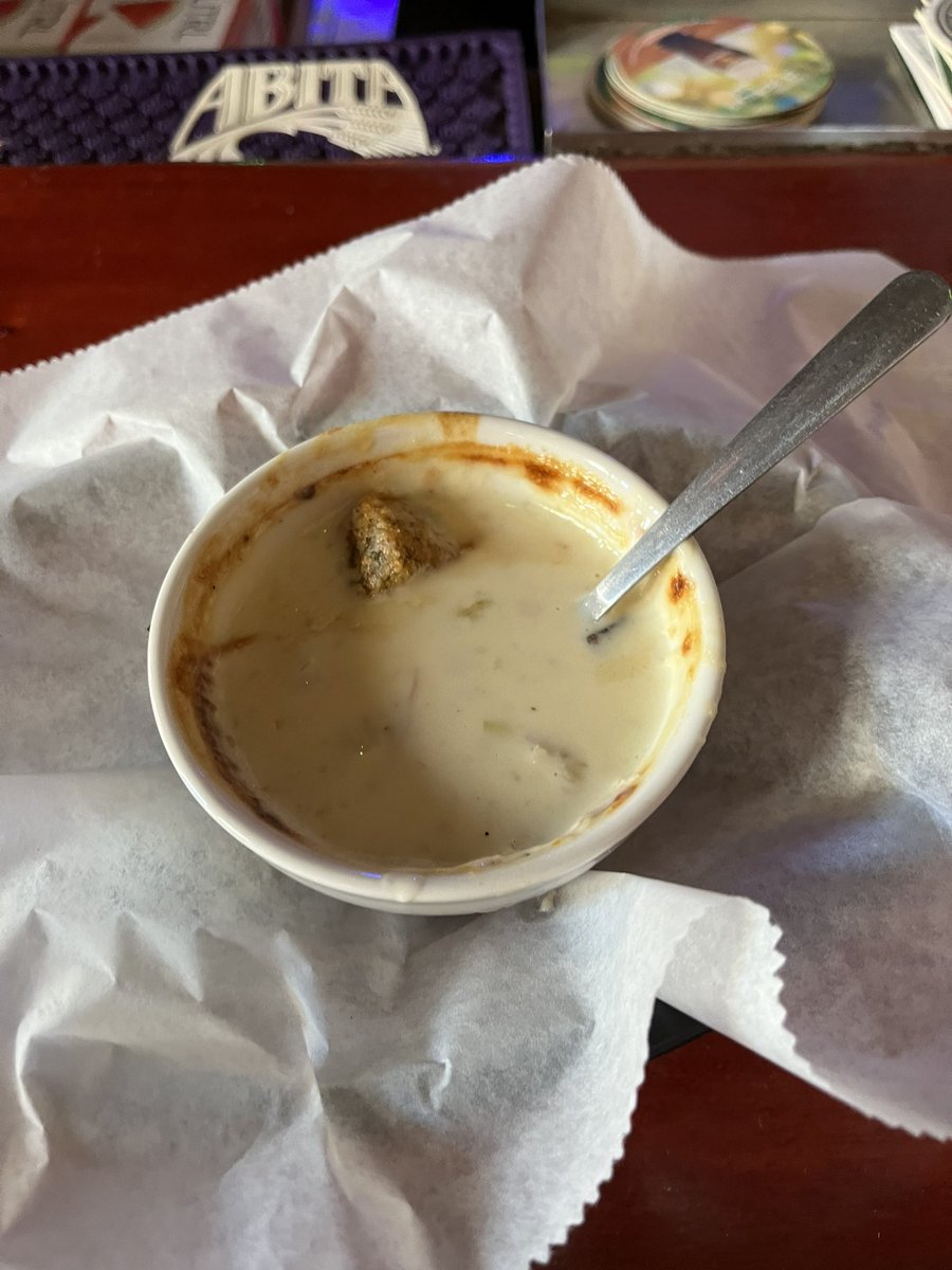 chicagobars's tweet photo. Undisclosed location. Drinking beer for Chicago #TavernWeek2022 over a bowl of beer cheese reuben soup. Up next? Probably a nap. https://t.co/dfnu1tIGBi