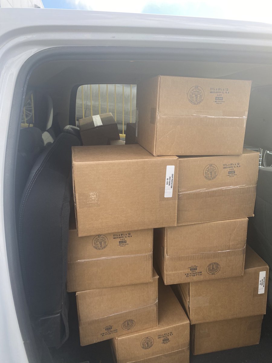 Flad02's tweet photo. Little Flad got excited for the Sears Wishbook.

Big Flad gets excited for the 2022 Bluebook.

800 books locked and loaded and coming to a @NutrienAg_SAB retail near you. https://t.co/kQ5bz1W8Va