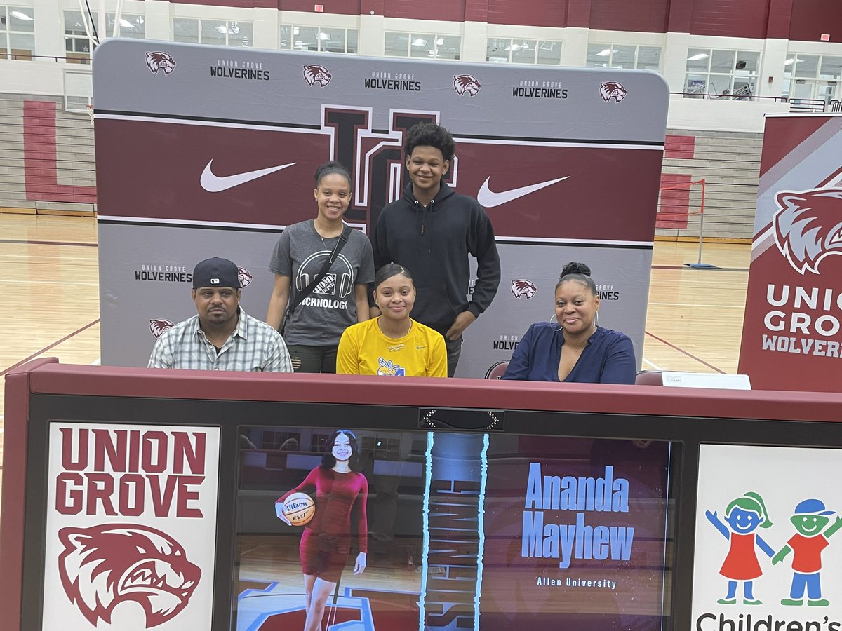 UnionGroveWBB's tweet photo. Congratulations to Union Groves own @AnandaMayhew on her signing today with @AllenU_WBB Awesome kid and athlete @OMGTGE @sessmo237 @KyleSandy355 @HDHSports https://t.co/rfTBTQITEQ