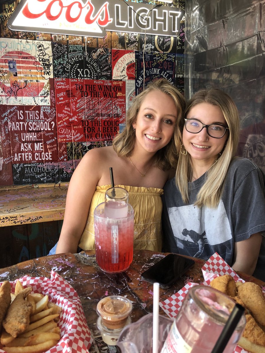 CleaverEliza's tweet photo. #BestBarCoug #goCougs https://t.co/l5NVpMOn7I
