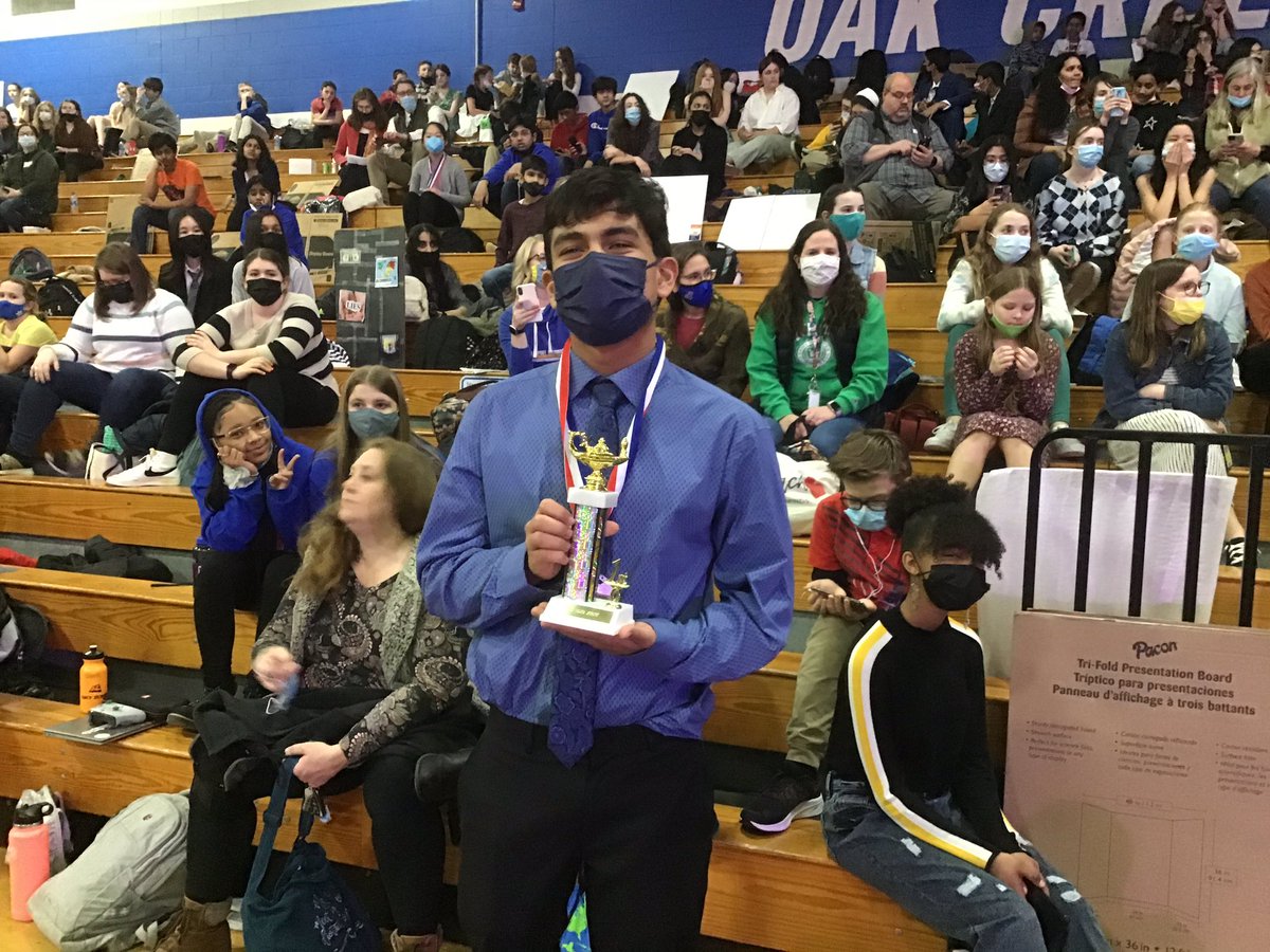 whmsforensics's tweet image. Nish 1st in Moments in History, Laiba 1st in state in Persuasive!