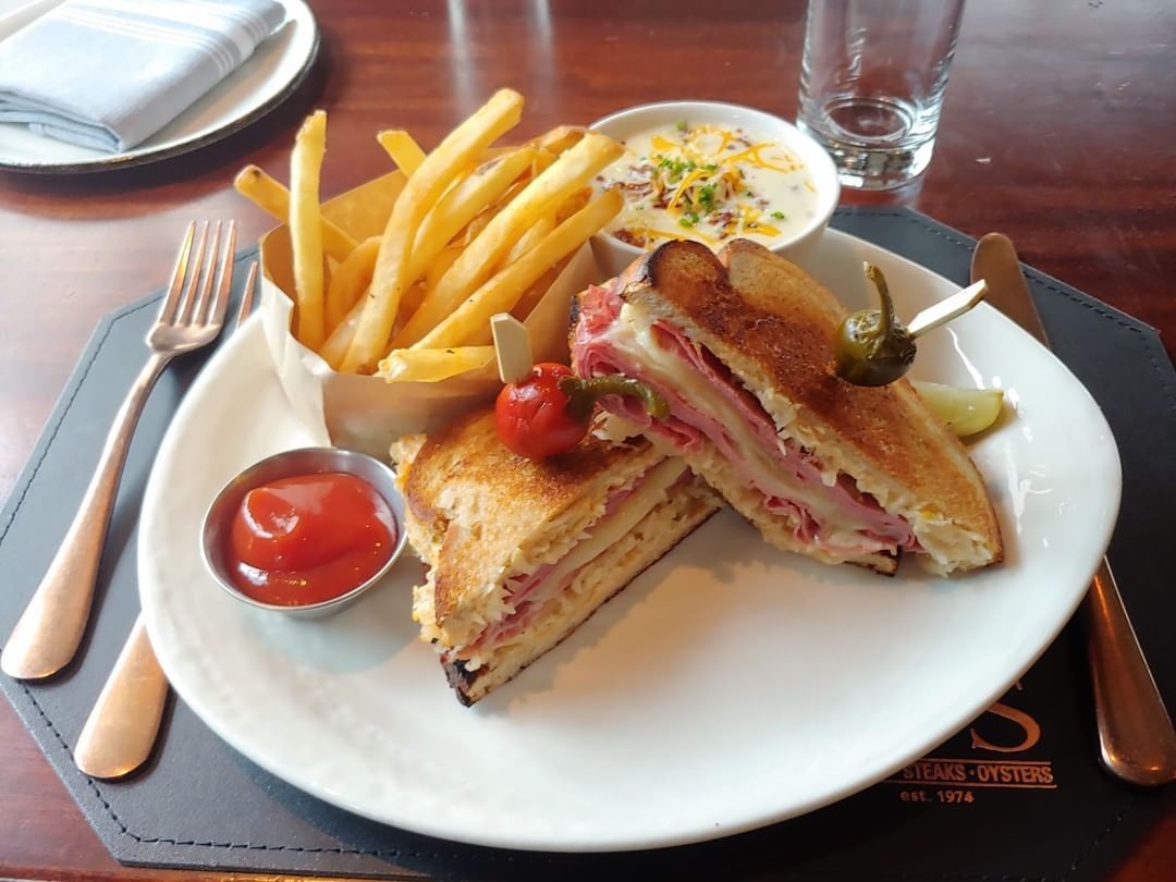 McandSchmicks's tweet image. Join us all month long and enjoy our two features! Featuring our famous Reuben Sandwich for lunch and our Jameson Irish Whiskey Glazed Salmon for dinner. 

#mccormickandschmicks #mcandschmicks #marchfeature  #reubensandwich #whiskeyglazedsalmon