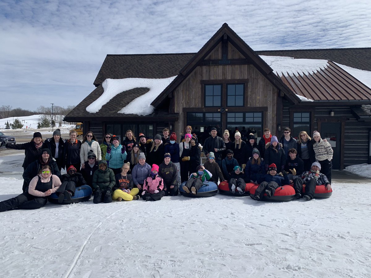 cjharrier's tweet photo. Area 4 @SOMinnesota unified event with @DetLakesHigh and @MoorheadHigh was a success!! #inclusion #unified #championsinlife https://t.co/NLWq5207I0