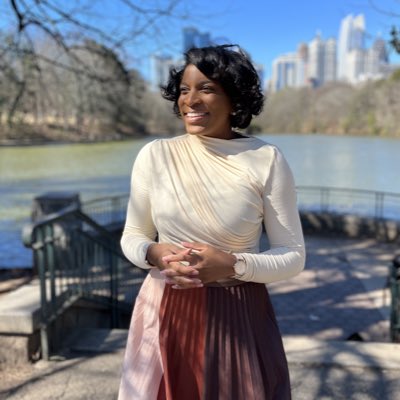 OliveaMcCollins's tweet photo. #NewProfilePic https://t.co/DYOV13o5QH