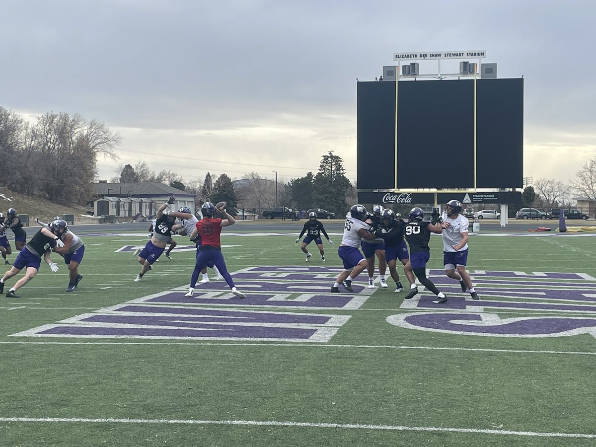 🏈 is back! 

#WeAreWeber