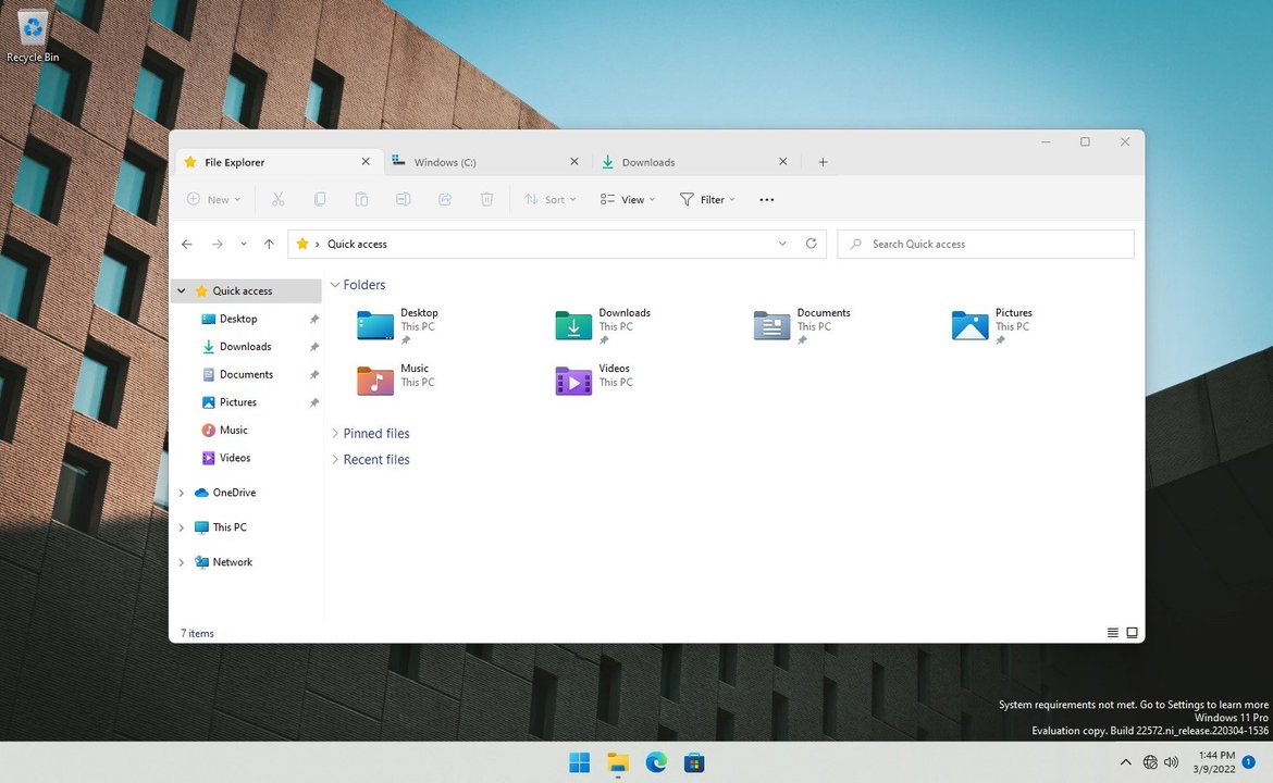 degisam's tweet photo. Windows 11でファイルエクスプローラーのタブ機能をテスト中
https://t.co/G2I2hAhDG1 https://t.co/Qvy0ZHVVOA