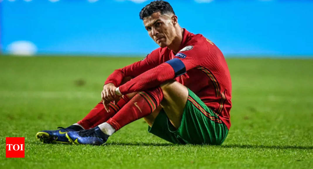 leospeaking10's tweet photo. Out of UCL and now i want this MF out of Worldcup .😂

Hopefully , Turkey will smash this MF in coming days😂😂 https://t.co/tJQgmhnxDU
