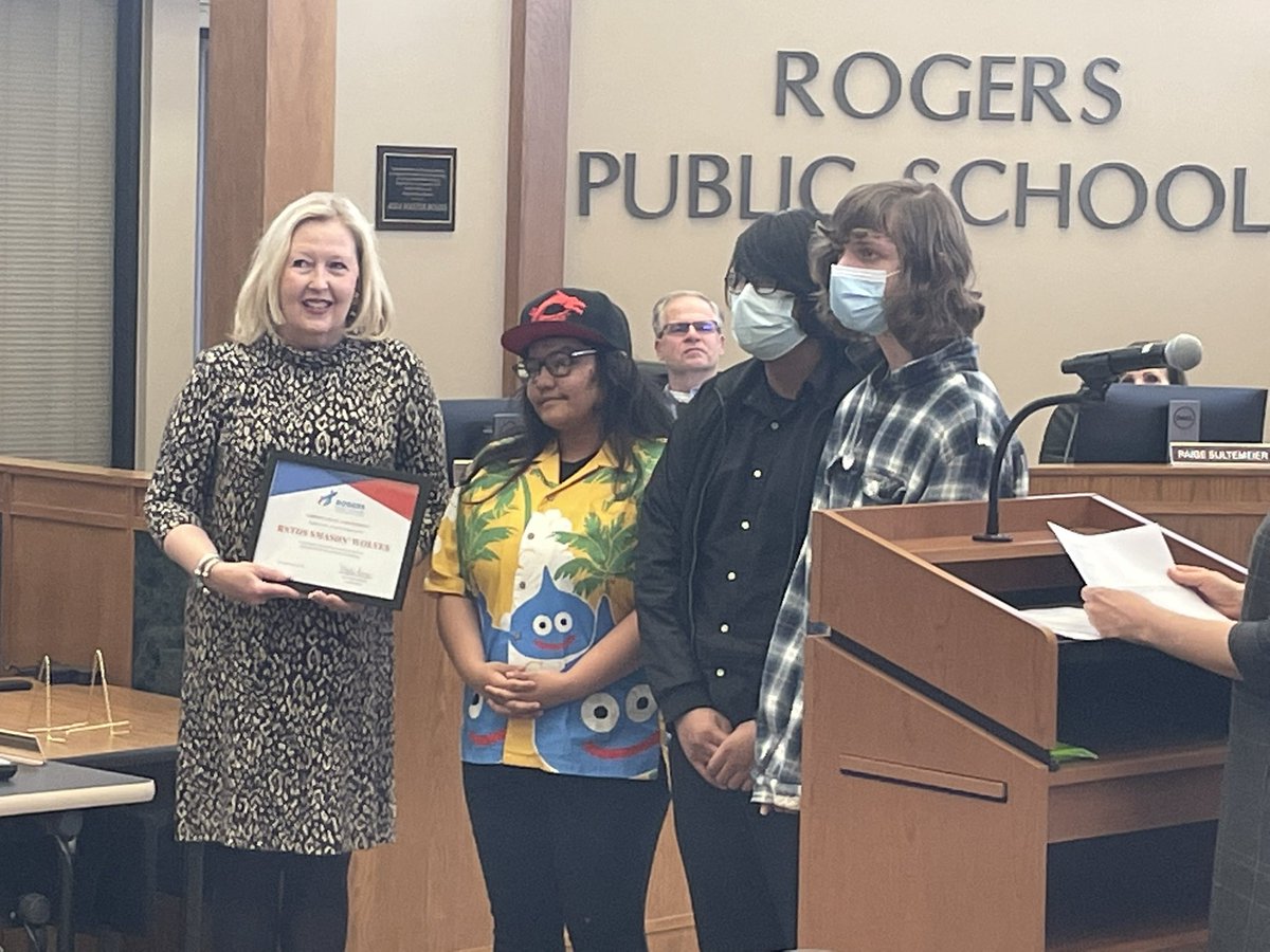 Our 1st ever AR State Championship eSports team. So proud of our Smashin’ Wolves who represented well with a record of 52-7