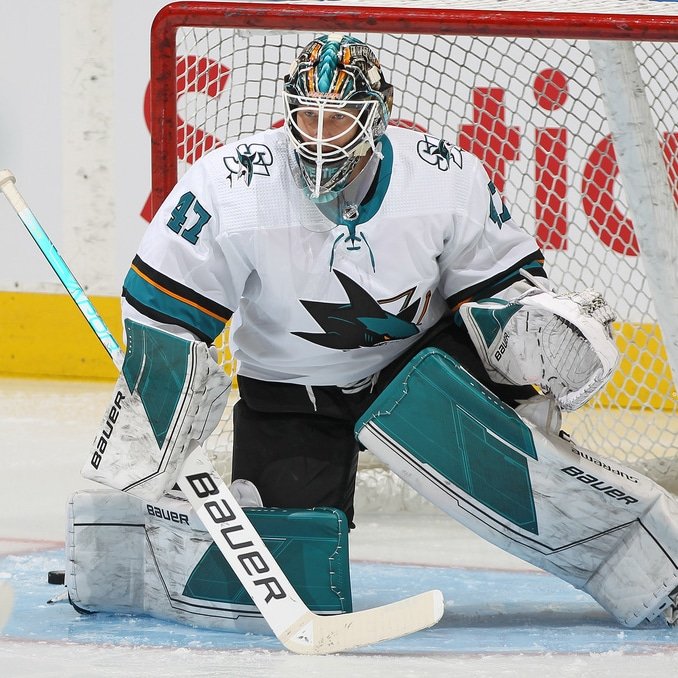 sjsharkshistory's tweet photo. Happy 34th Birthday to #SJSharks goaltender James Reimer. #OptimusReim 

📸 Getty Images https://t.co/cyhxQJDl3i