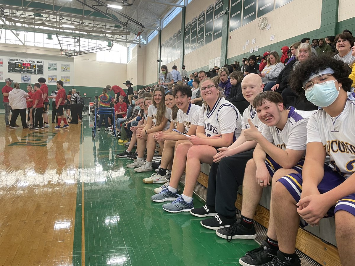 If your missed our first game don’t fret we play another game against Grayslake central at 6:30 tonight!!! #BuddyBallers #unified <a href="/SO_Illinois/">Special Olympics Illinois</a>