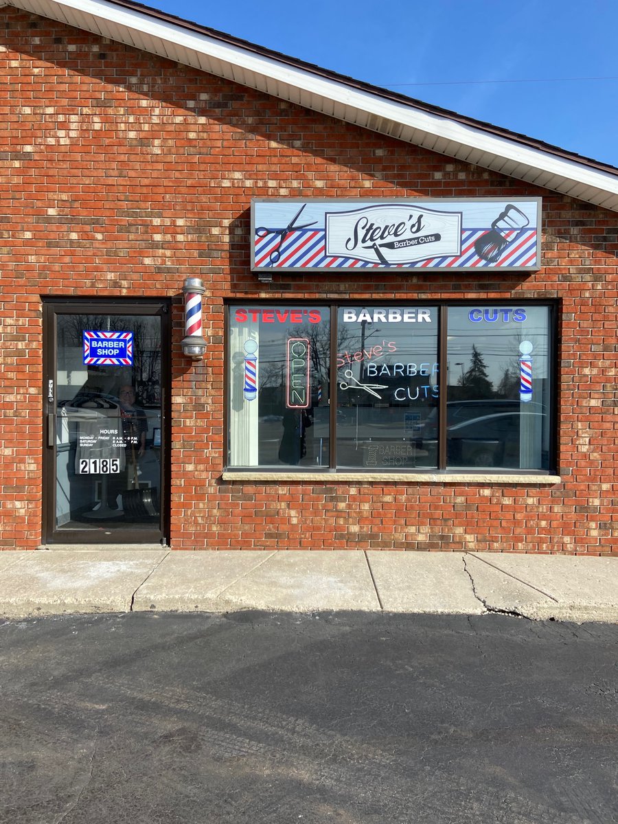 SweetHomeEF's tweet image. SHEF is happy to partner with Project Lit to provide books in lobbies of local barbers and hair salons. Books for Barbers and Beauticians is off to a great start!