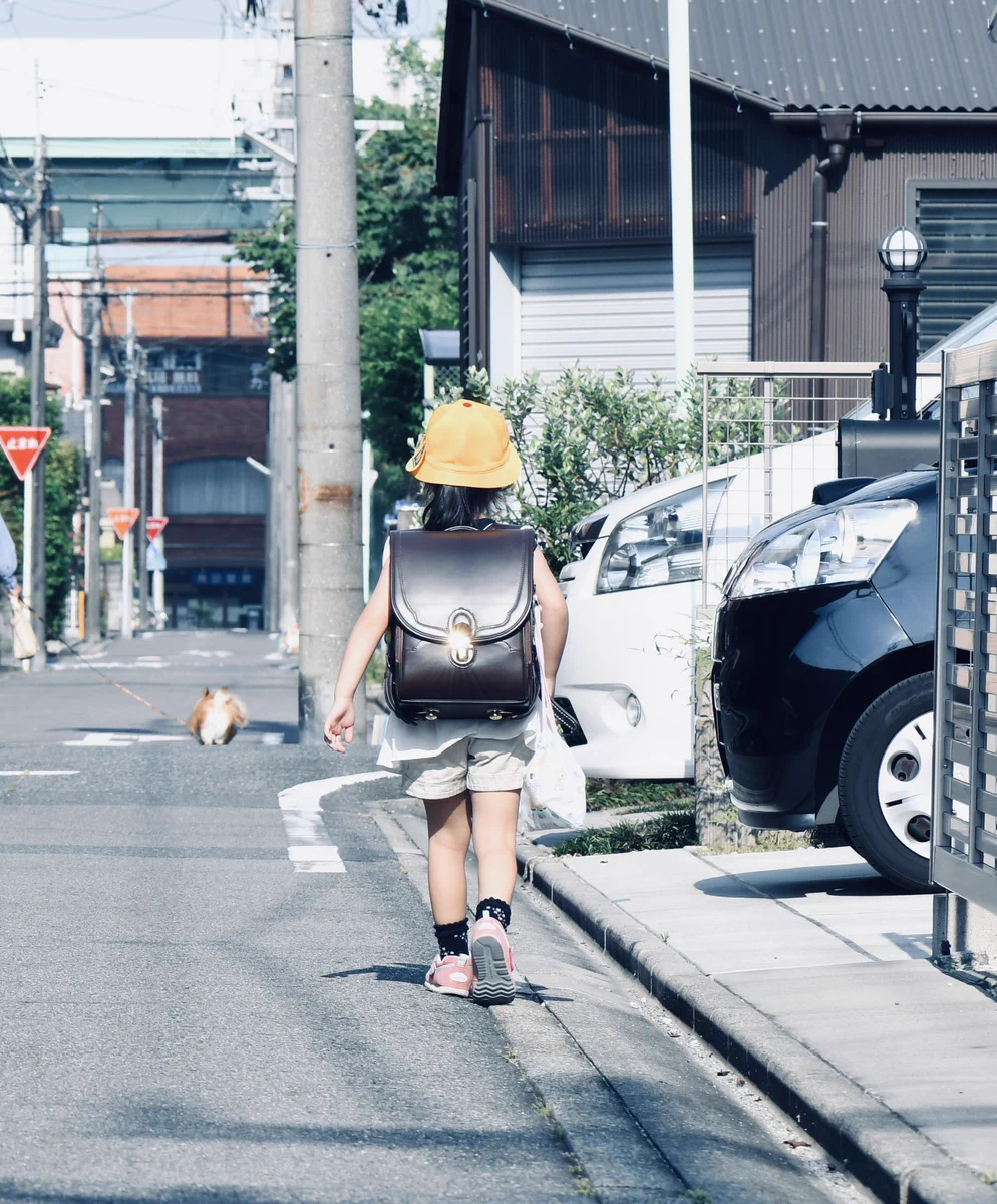 娘の登校を見送り続けた6年間。最後のランドセル姿に「ありがとう」。