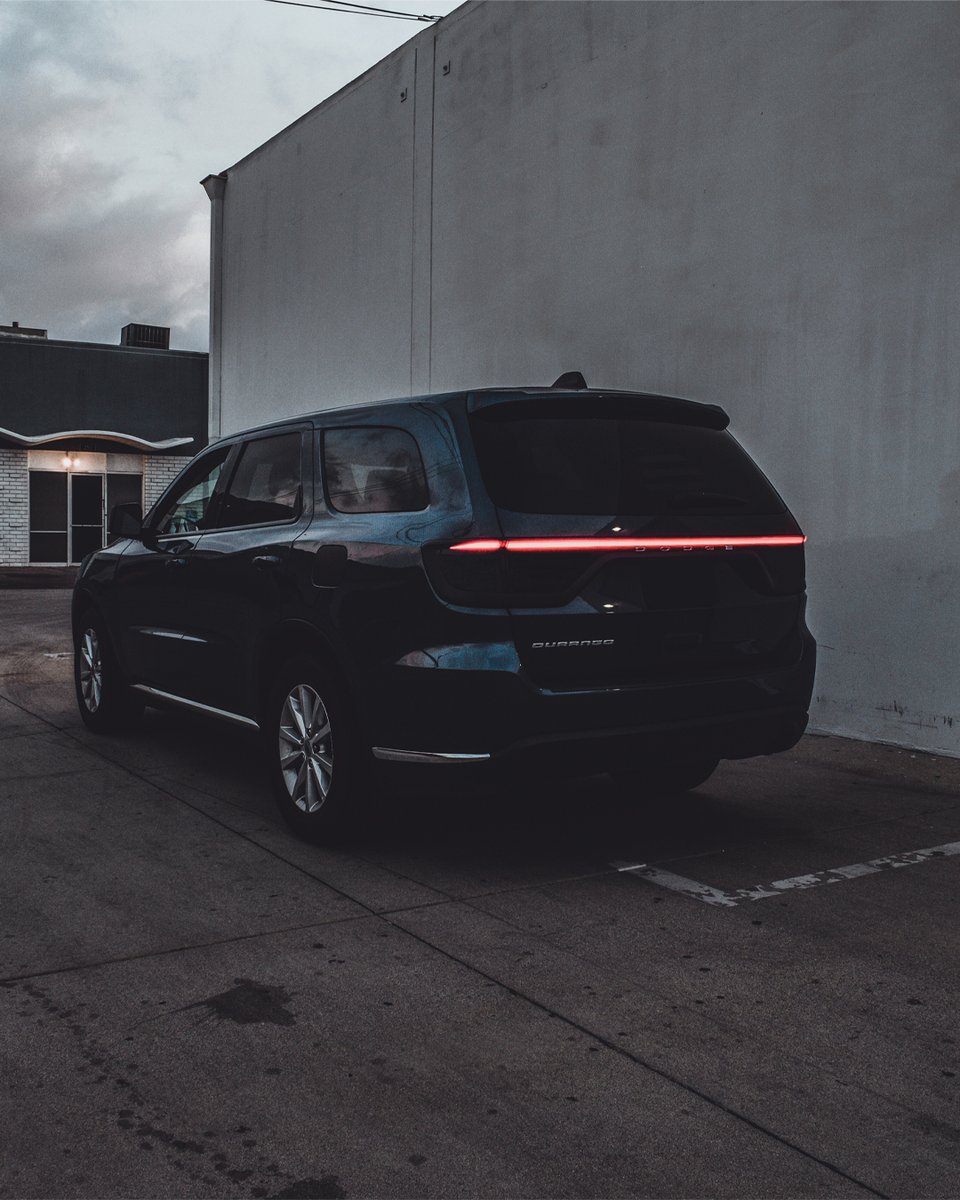 BogarTechDesign's tweet image. Whether it's Tailight Tuesday or Tooshie Tuesday, let them red lights glow! 🤩

———————————————————————————————
Durango T-Light Type C Decal &amp;amp; Taillight Tint Kit by Bogar Tech Designs
———————————————————————————————

#dodge #durango #mopar #tint #taillighttuesday #tooshietueday